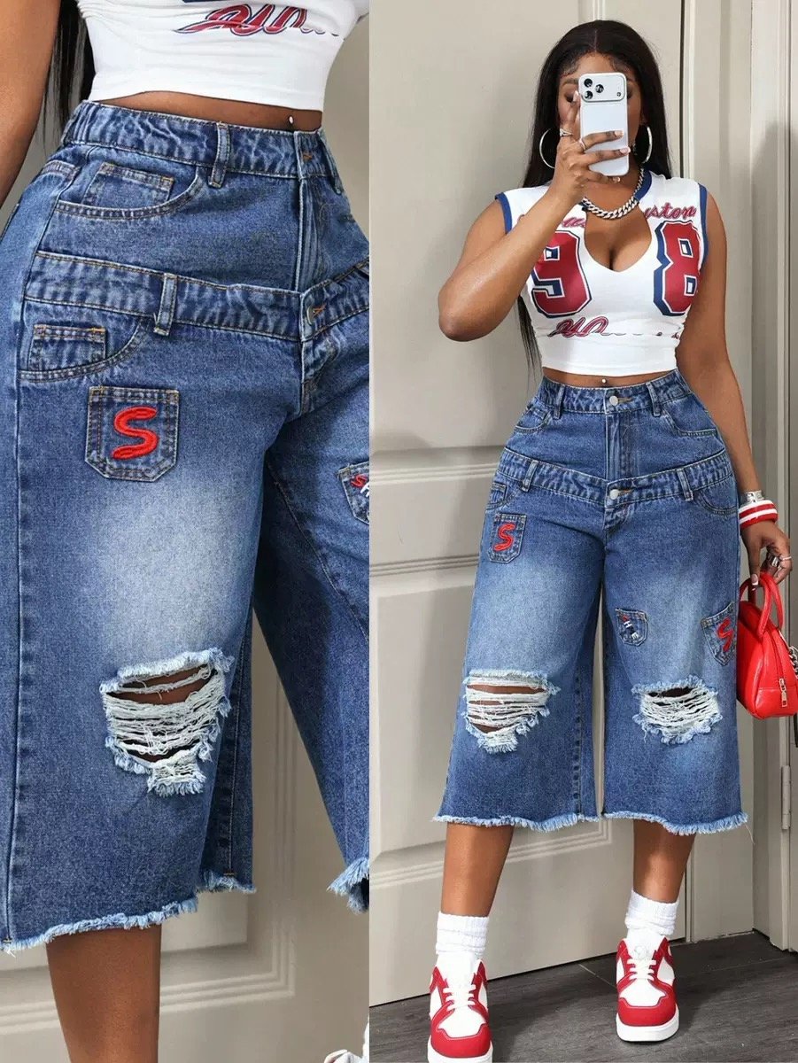 Women’s distressed Denim Bermuda Short — view 4
